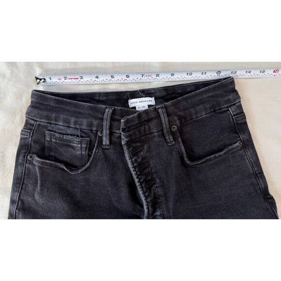Good American Good Legs Mid-Rise Crop Bootcut Jeans - 29/8 - Picture 9 of 11